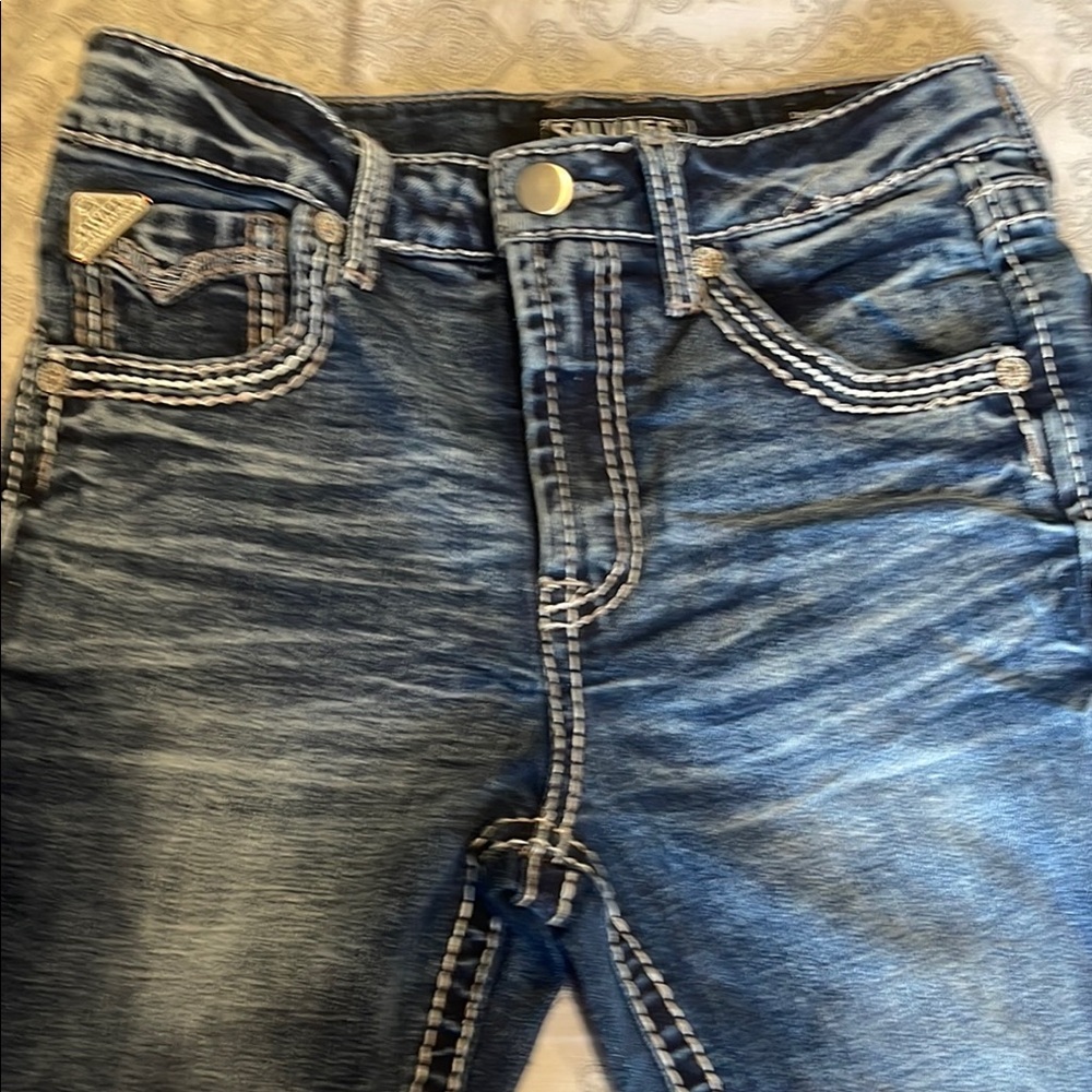 Buckle salvage jeans